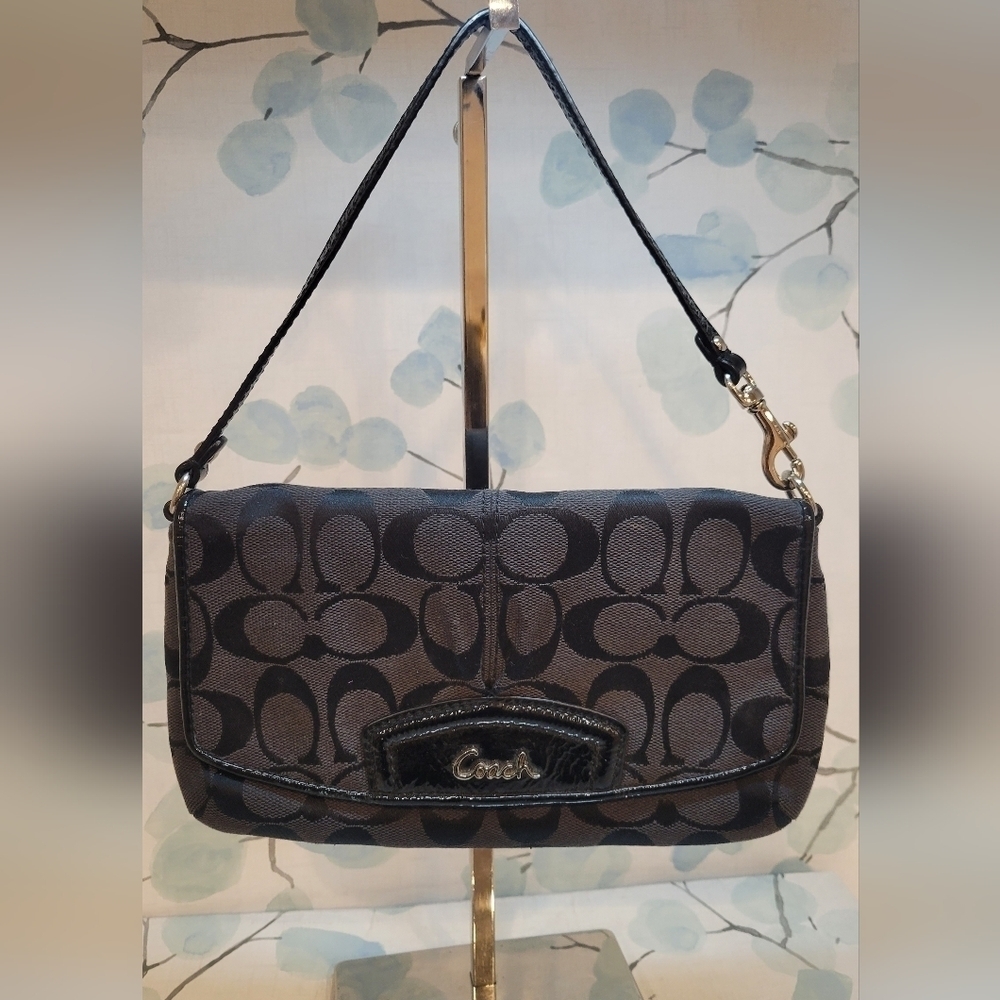 Coach Signature Black Jacquard Wristlet Purse.